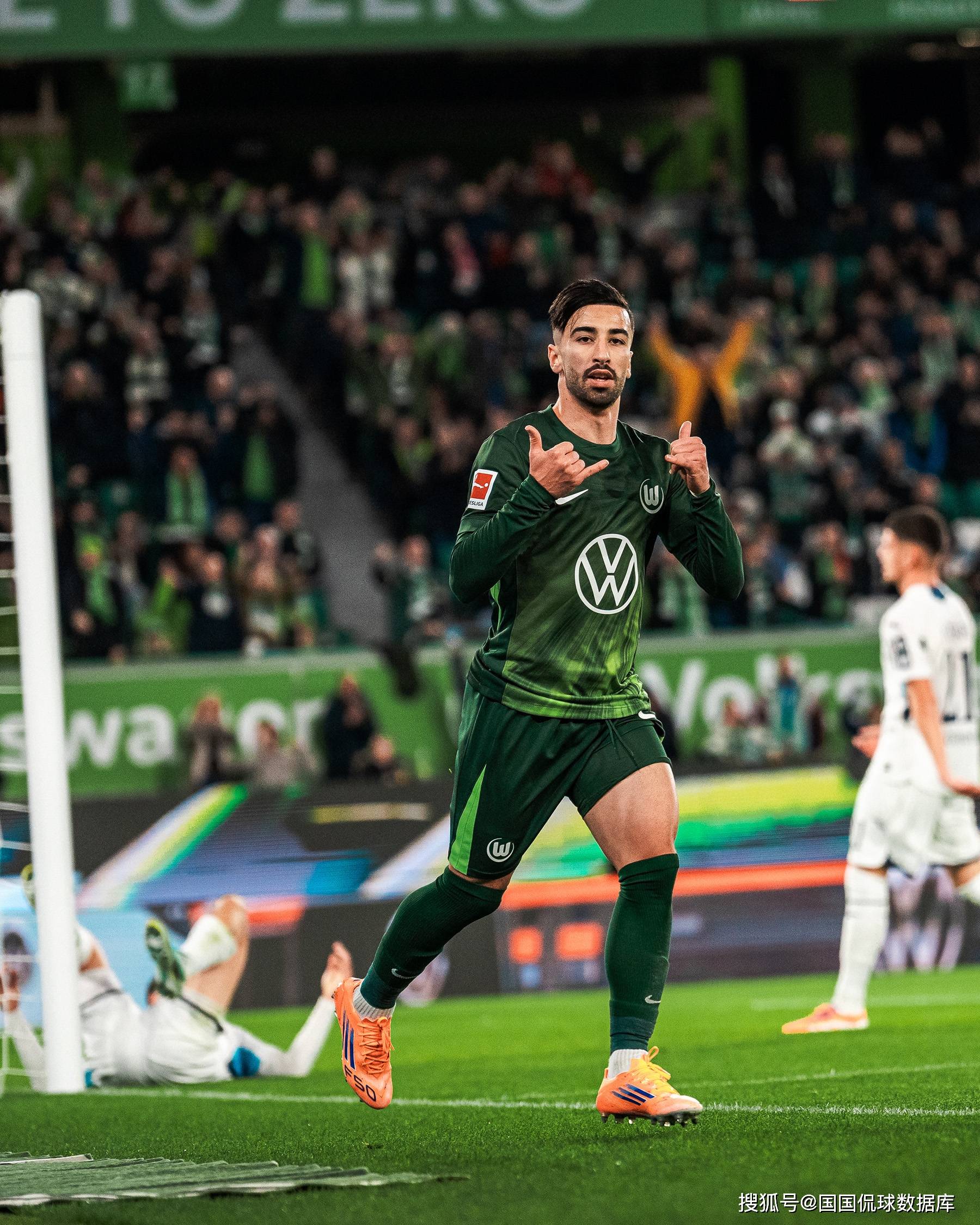 沃尔夫斯堡新教练上任,球队重塑斗志的简单介绍 沃尔夫斯堡新教练上任,球队重塑斗志的简单介绍